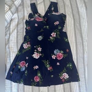 Cocopear navy blue with floral pattern swim dress, with built in shorts Size 3XL
